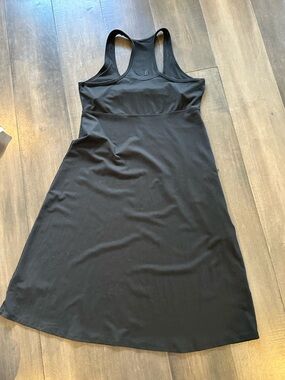 The North Face Women’s Black Racerback Dress - Sleek Everyday Style size L